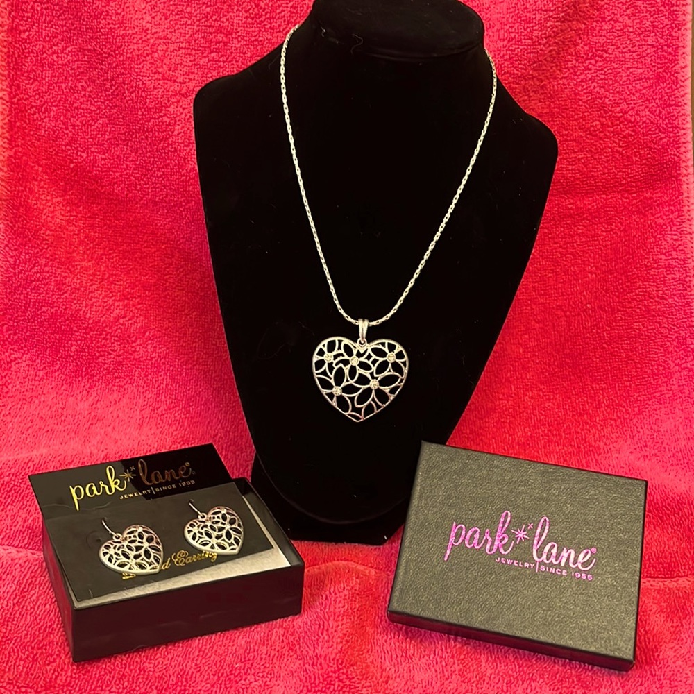 Park Lane Necklace/Earring Set